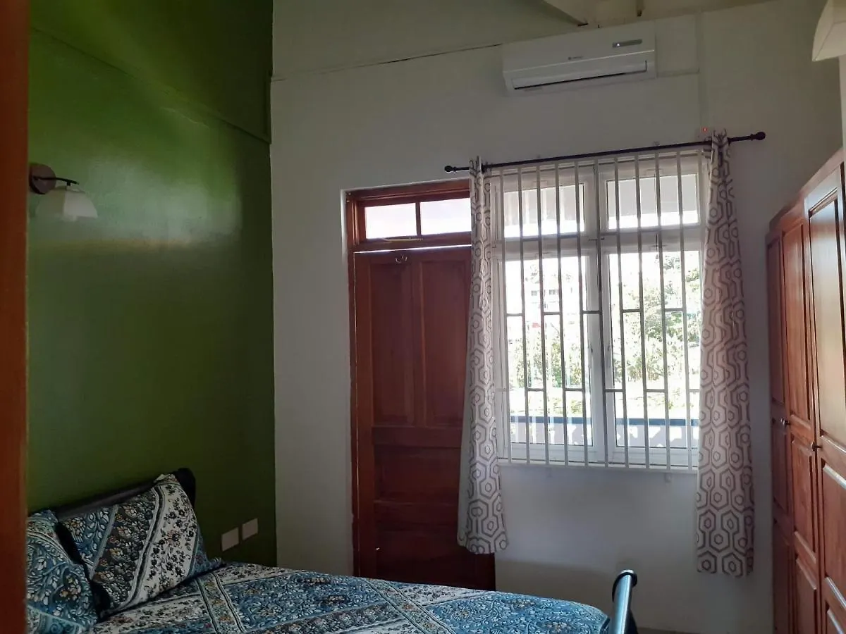 公寓 Travellers Villa 罗索